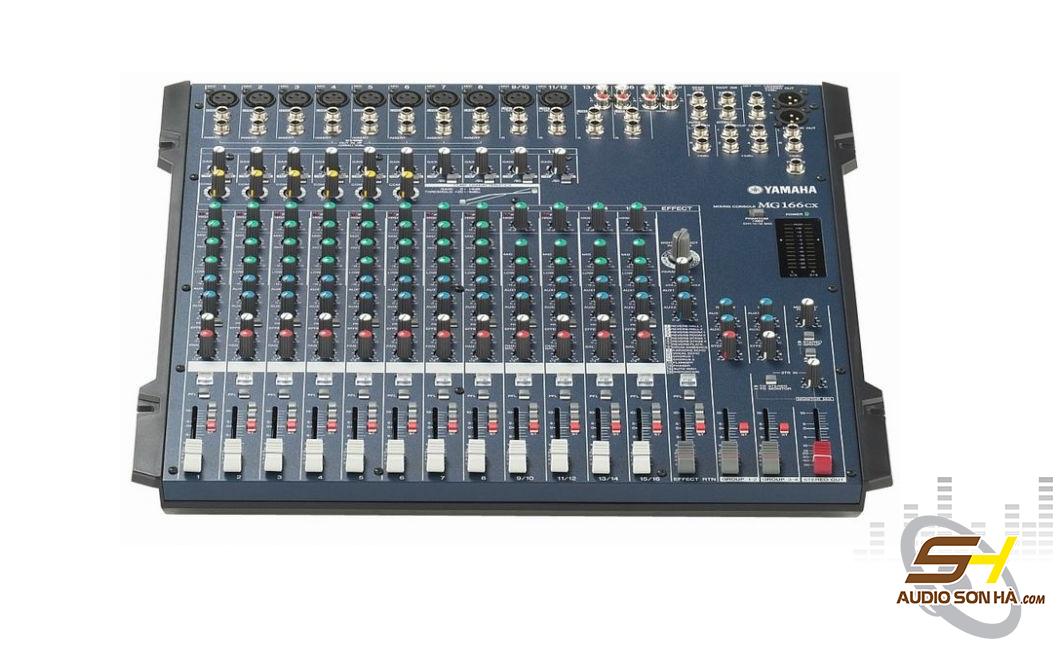 Mixer Yamaha MG166CX